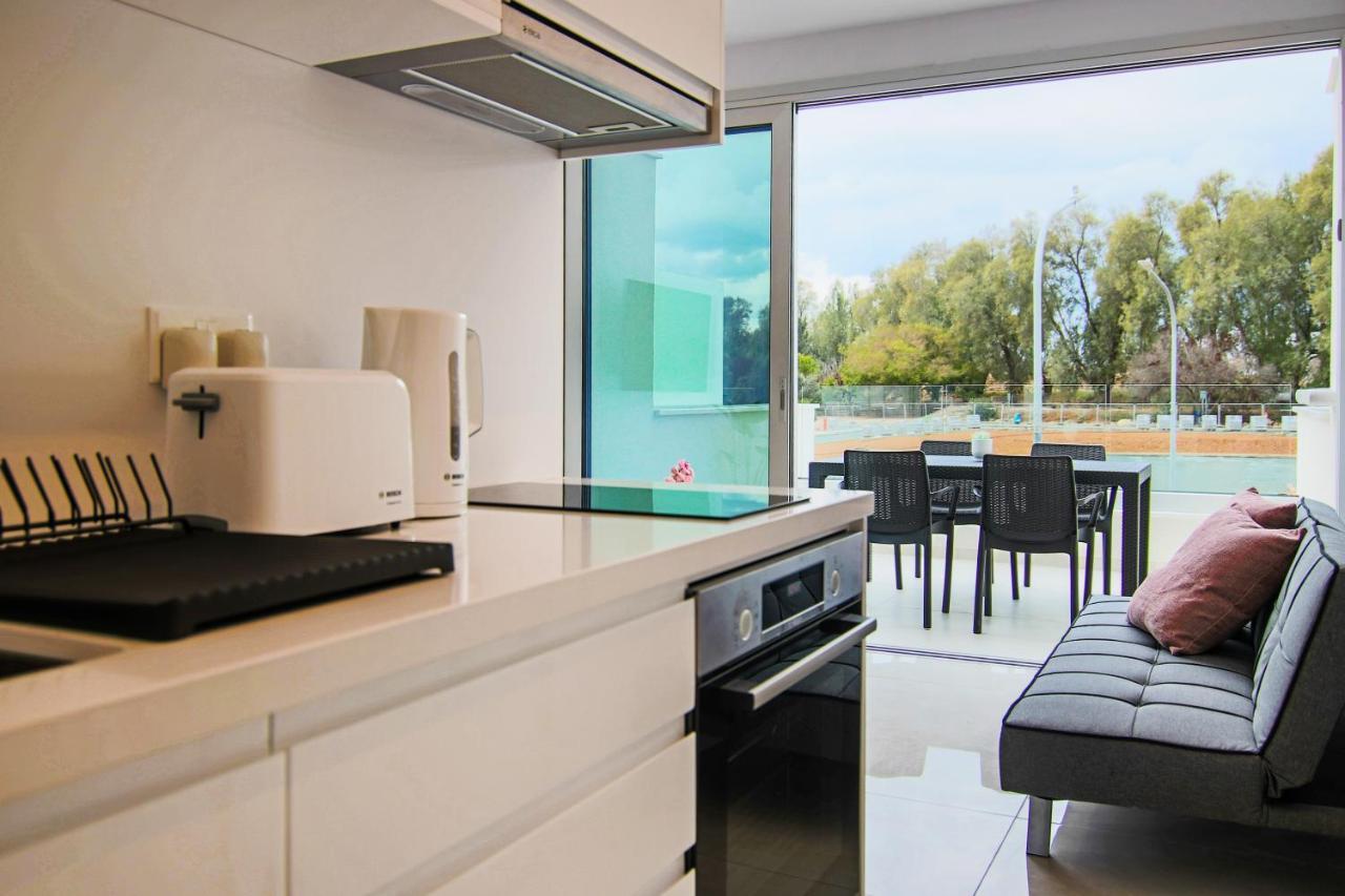 Phaedrus Living - Seaside Luxury Flat Harbour 104 Lägenhet Paphos Exteriör bild